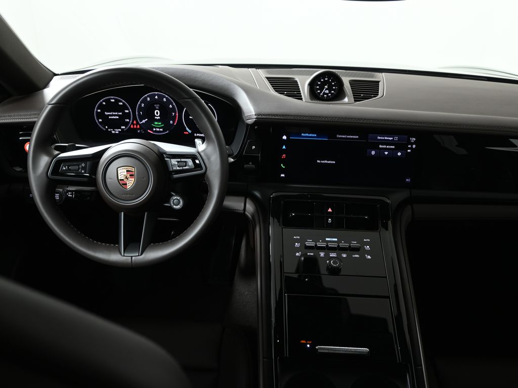 Thumbnail: 2026 Porsche Panamera - 17