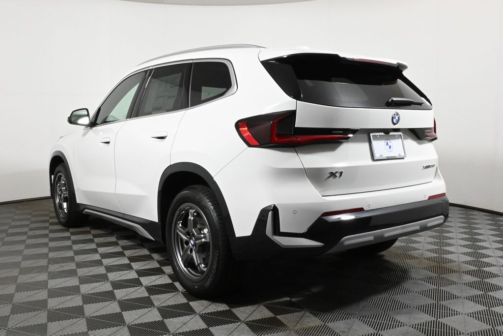 Thumbnail: 2026 BMW X1 - 5