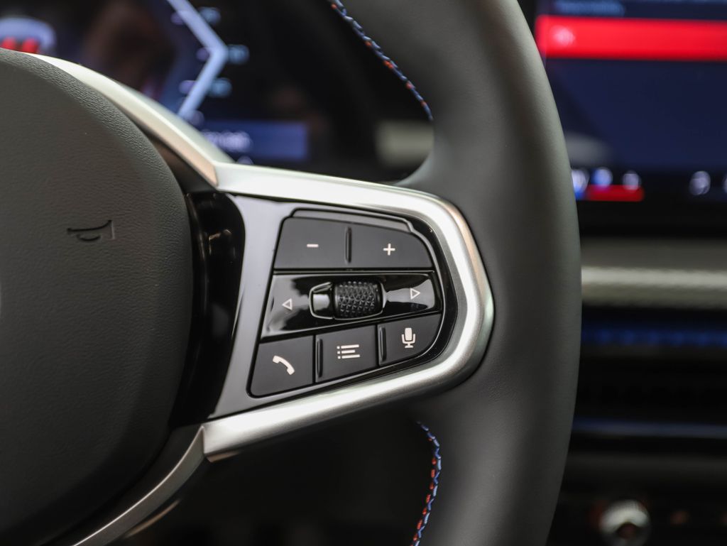 2025 BMW i4 M50 13