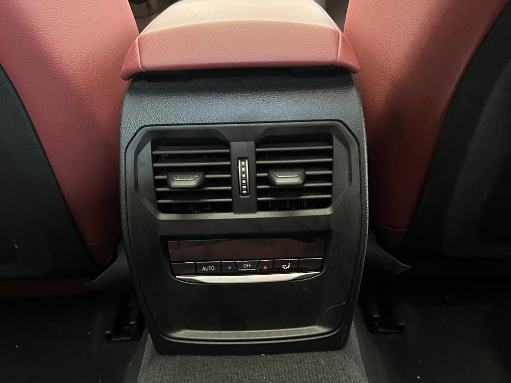 Thumbnail: 2024 BMW 4 Series - 9