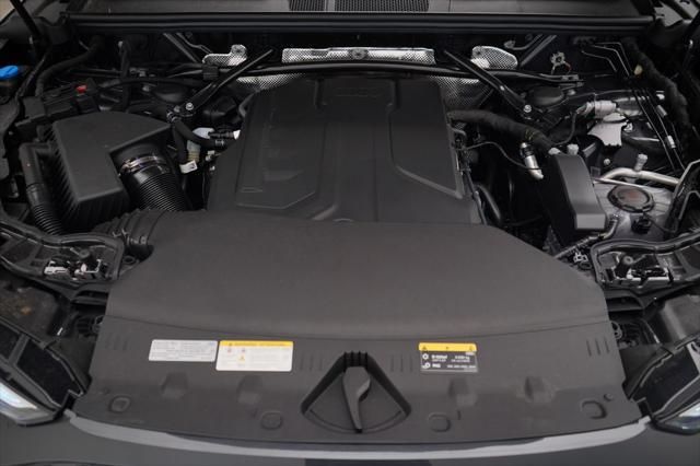 Thumbnail: 2025 Audi Q5 - 12