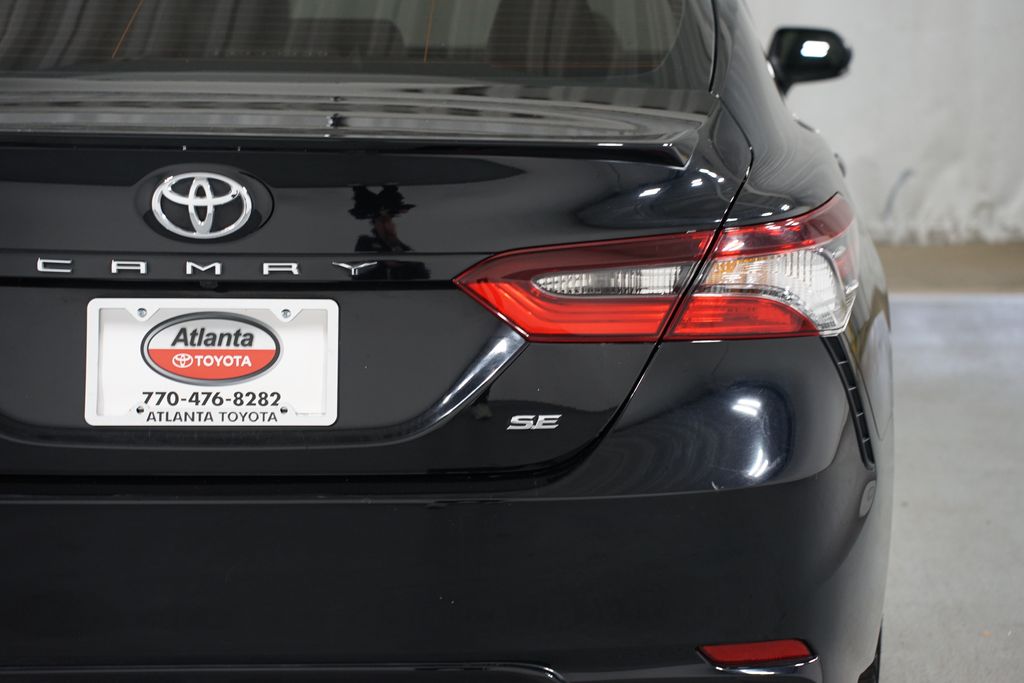 Thumbnail: 2023 Toyota Camry - 10