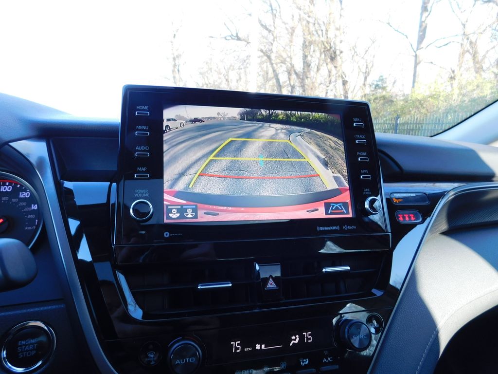 Thumbnail: 2022 Toyota Camry - 7