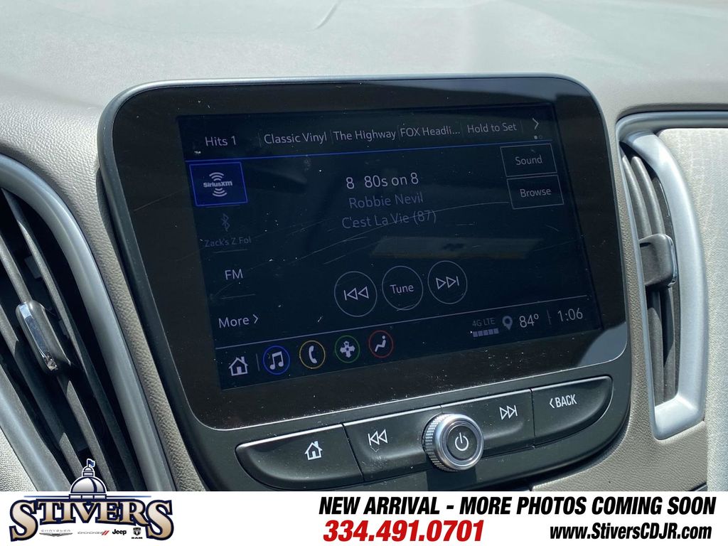 2025 Lakeshore Blue Metallic Chevrolet Malibu LT FWD Sedan