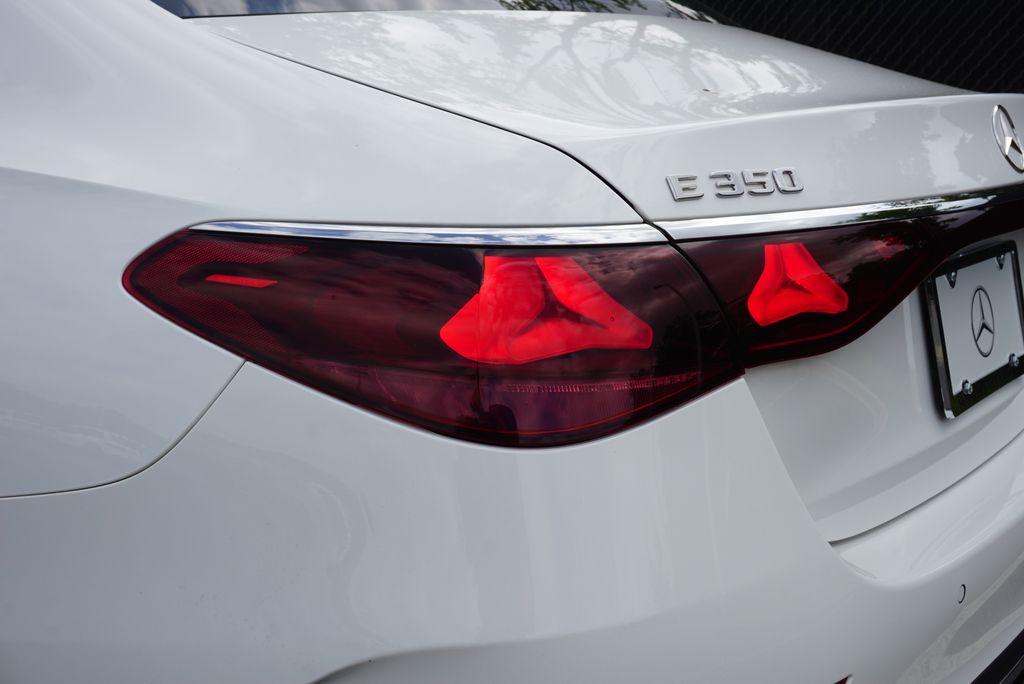 Thumbnail: 2024 Mercedes-Benz E-Class - 14