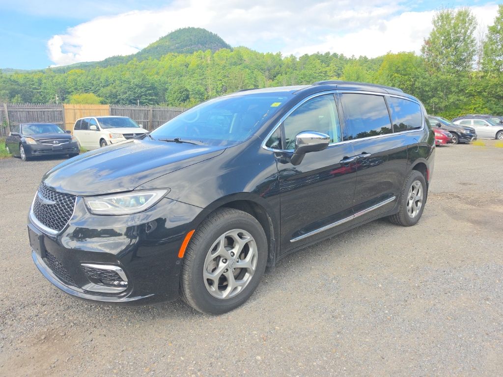 2022 Chrysler Pacifica Limited AWD