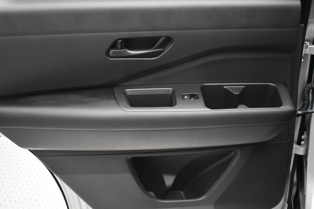 Thumbnail: 2023 Nissan Pathfinder - 31