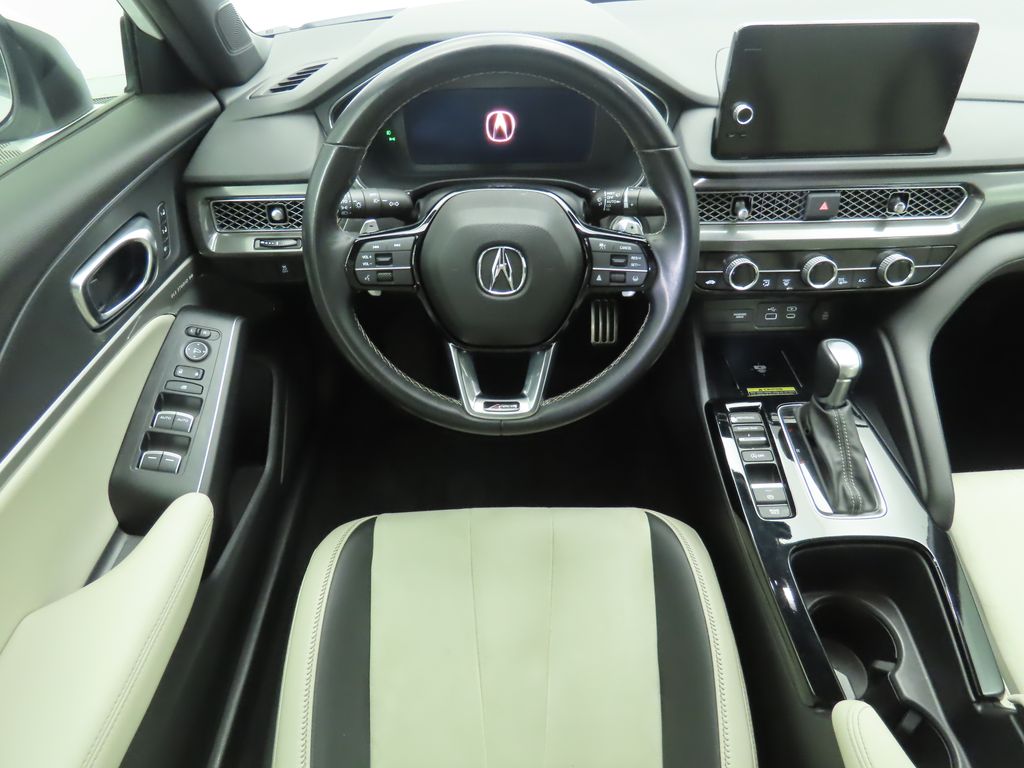 Thumbnail: 2023 Acura Integra - 10