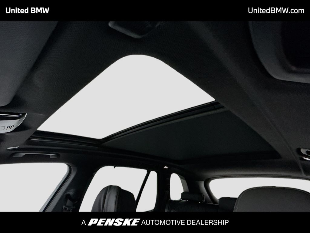 Thumbnail: 2022 BMW X5 - 12