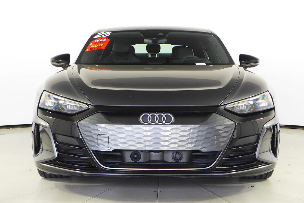 Thumbnail: 2023 Audi e-tron GT - 3