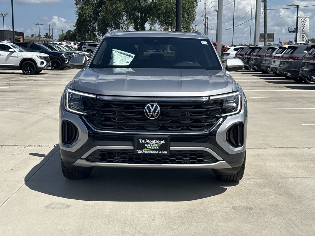 2026 Volkswagen Atlas Cross Sport 2.0T SE w/Technology Silver at DeMontrond Auto Country