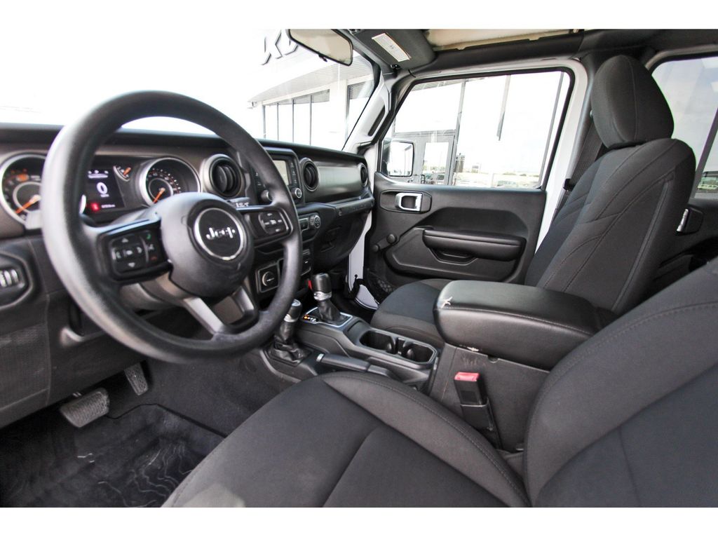 Used 2018 Jeep Wrangler SUV