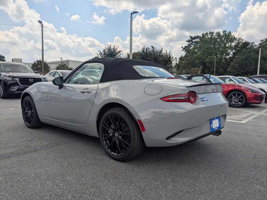2025 Mazda MX-5 Miata Club