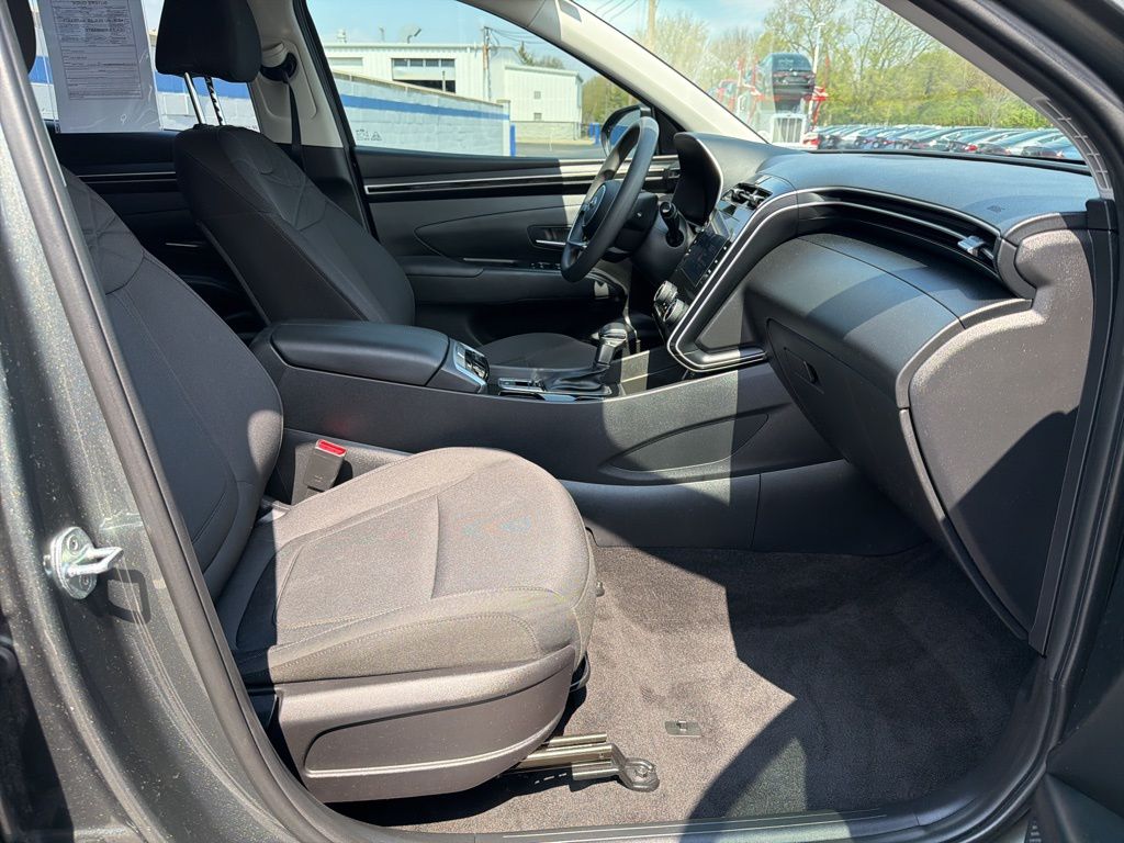 Thumbnail: 2022 Hyundai Tucson - 23