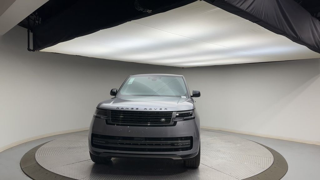Thumbnail: 2025 Land Rover Range Rover - 3