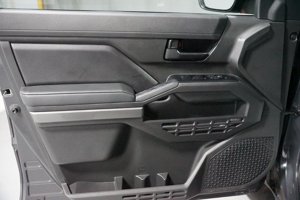 Thumbnail: 2024 Toyota Tacoma - 31