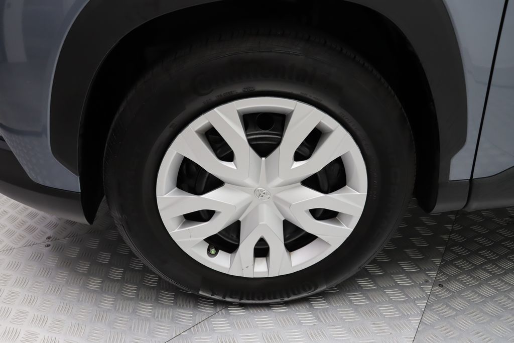 Thumbnail: 2024 Toyota Corolla Cross - 4