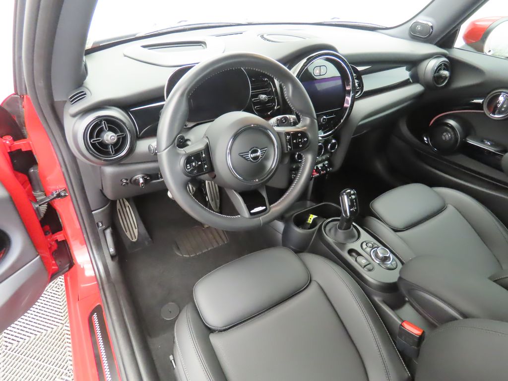 Thumbnail: 2023 MINI Cooper - 9