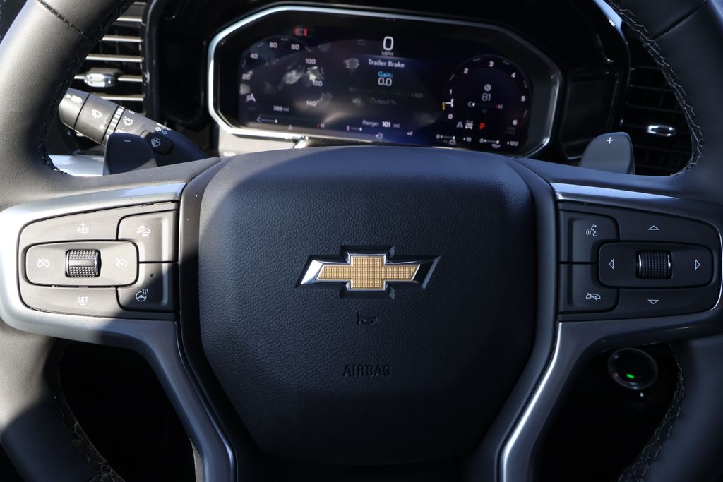 Thumbnail: 2026 Chevrolet Silverado 1500 - 22