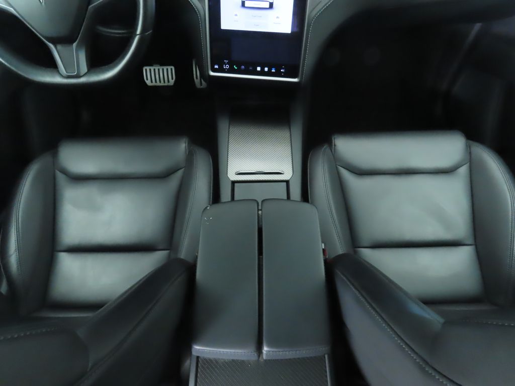 Thumbnail: 2020 Tesla Model X - 25