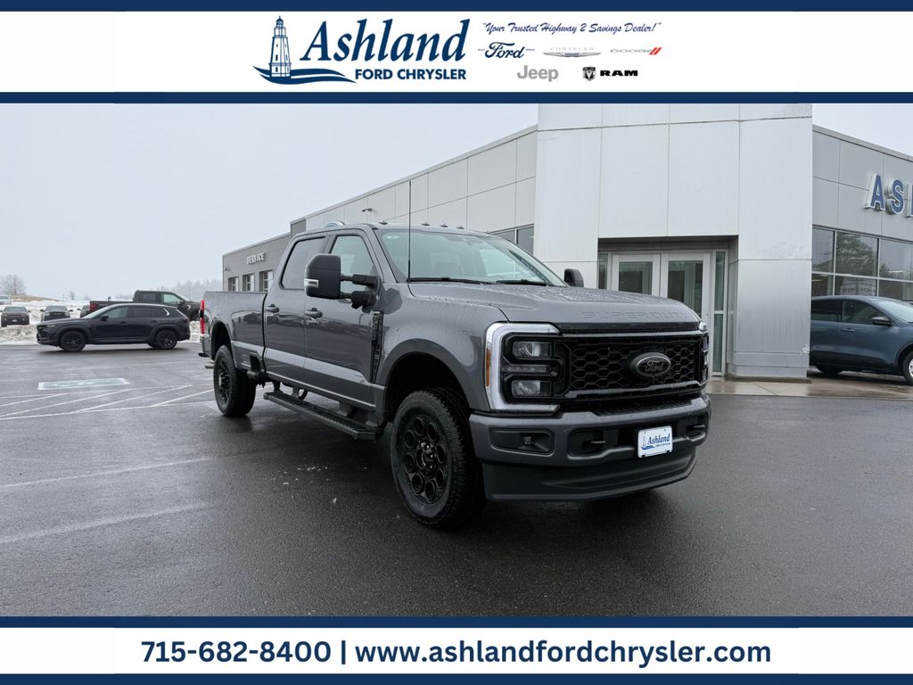 Carbonized Gray Metallic 2026 Ford F-250 Super Duty Lariat Crew Cab 4WD Pickup Truck Four-Wheel Drive Automatic