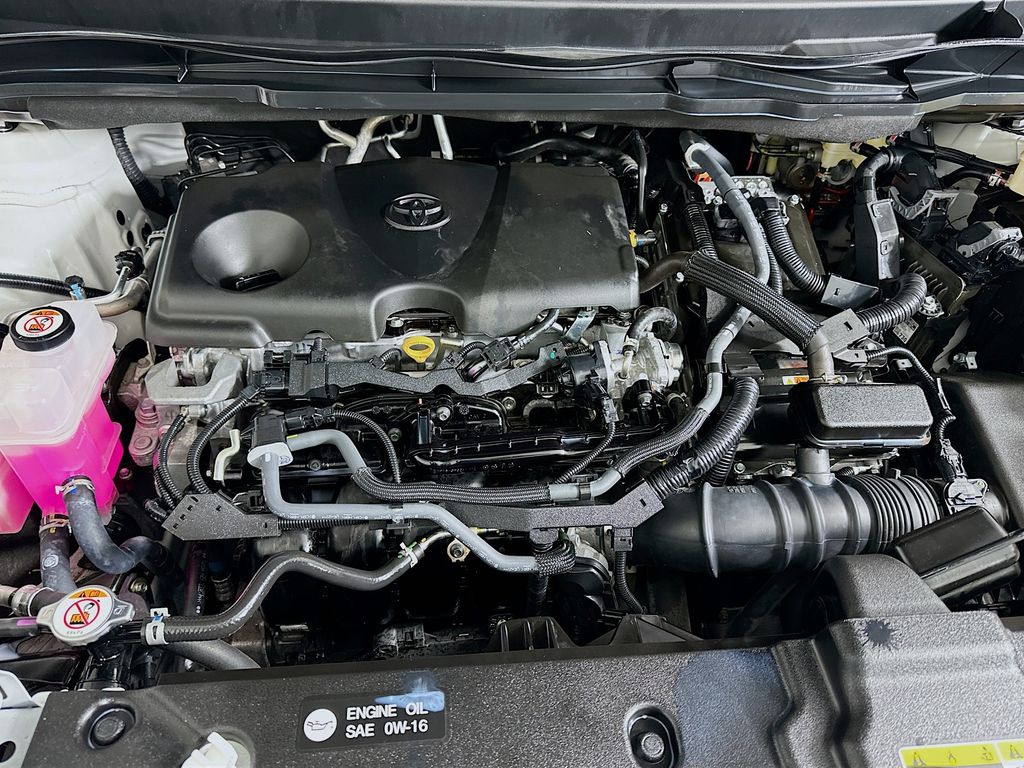 Thumbnail: 2024 Toyota Sienna - 30