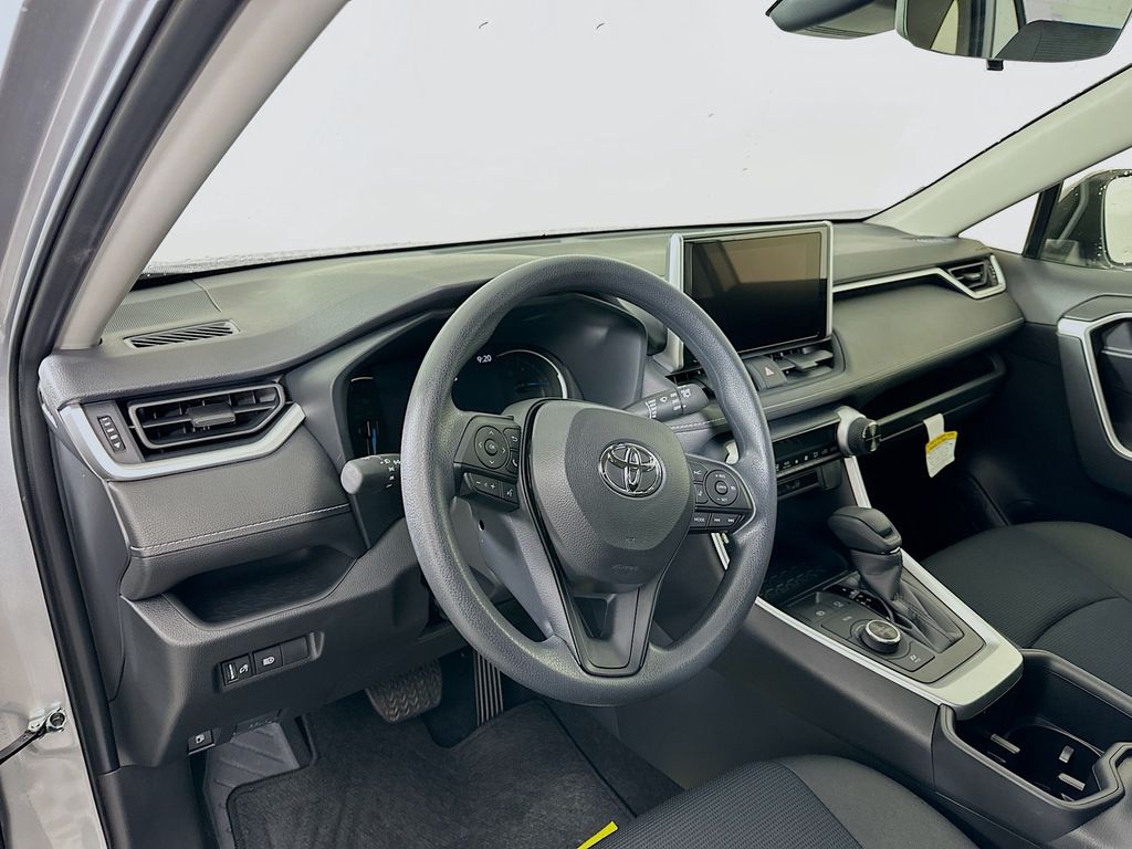 Thumbnail: 2025 Toyota RAV4 - 9