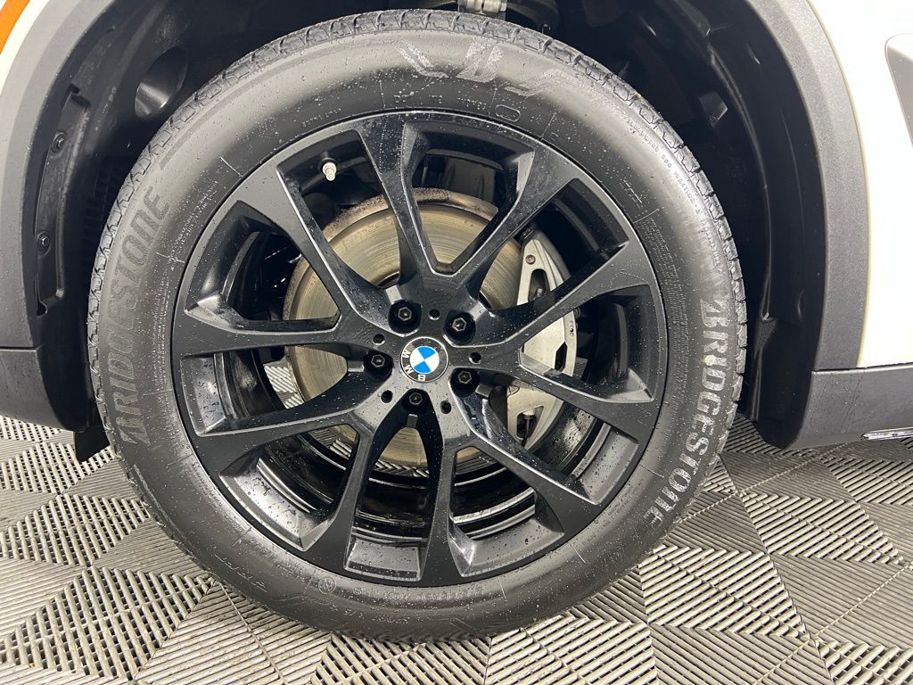 Thumbnail: 2024 BMW X5 - 29