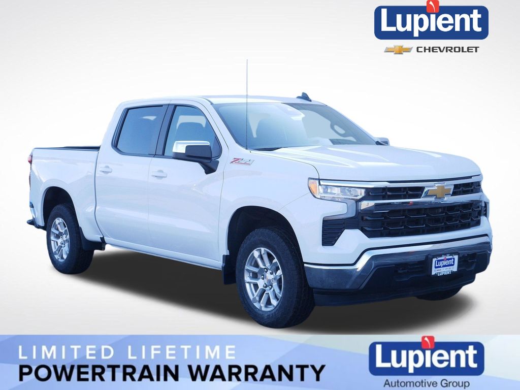 Summit White 2026 Chevrolet Silverado 1500 LT Crew Cab 4WD Pickup Truck Four-Wheel Drive Automatic