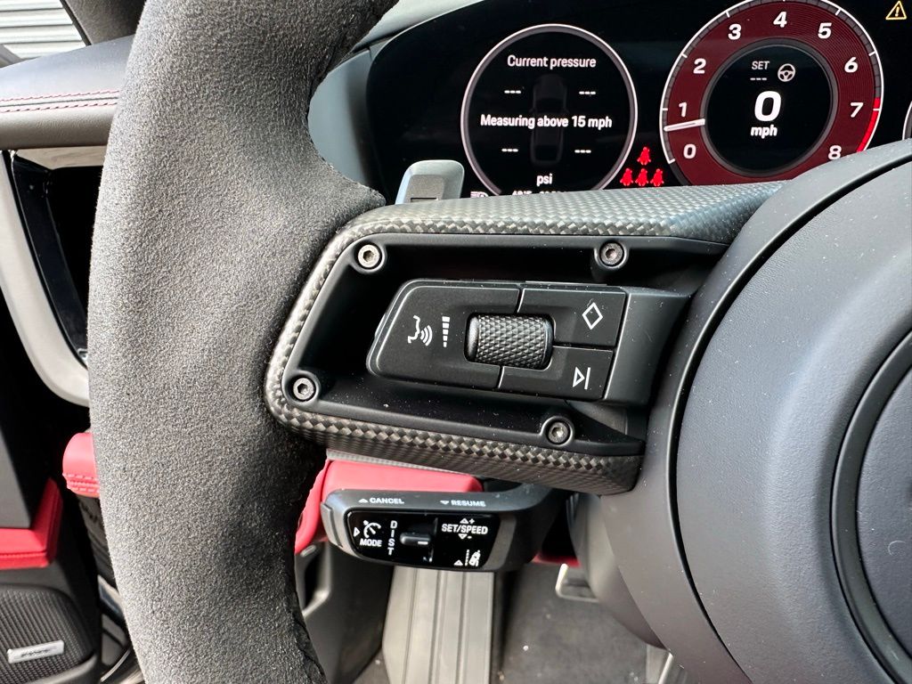 Thumbnail: 2026 Porsche Panamera - 19