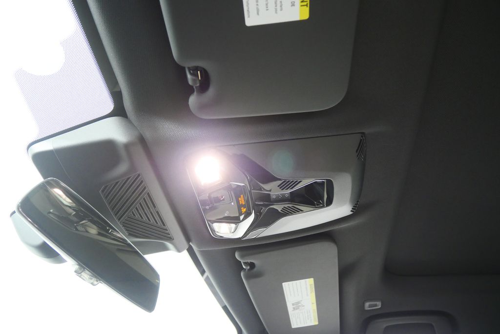 Thumbnail: 2025 BMW X1 - 18