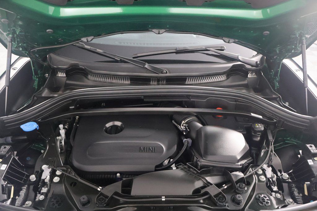 2025 MINI Cooper Countryman Base 15