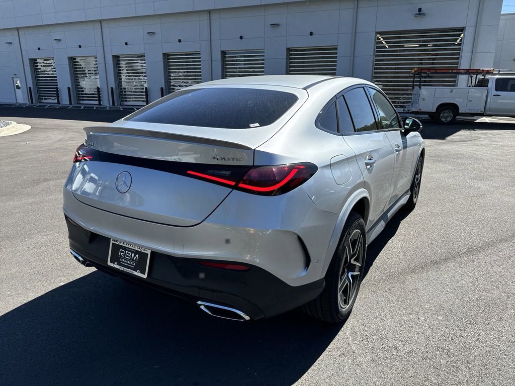 2025 Mercedes-Benz GLC GLC 300 Coupe 8