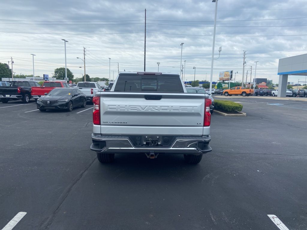 Thumbnail: 2019 Chevrolet Silverado 1500 - 4
