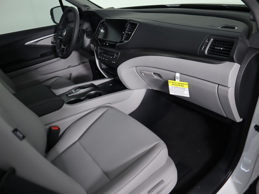 Thumbnail: 2025 Honda Ridgeline - 17