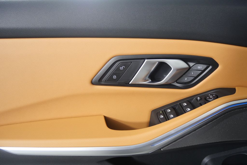 Thumbnail: 2026 BMW 3 Series - 9