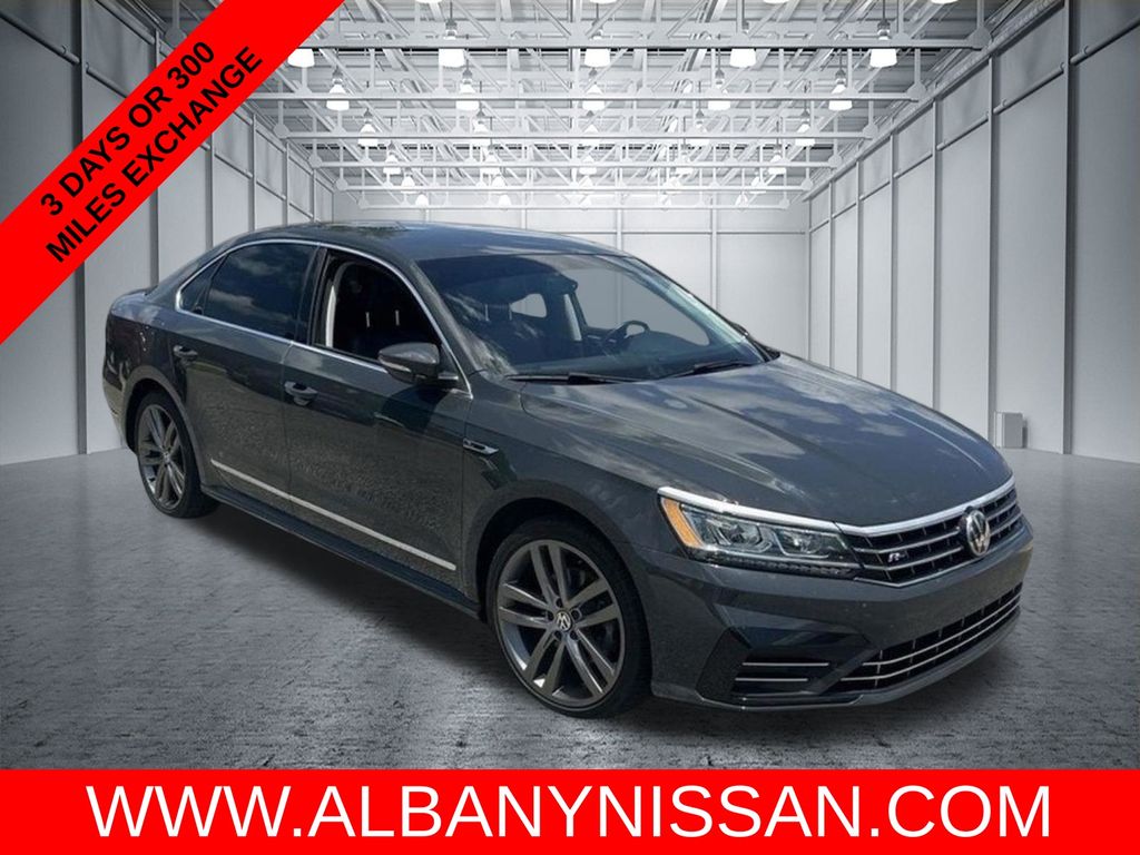 2017 Volkswagen Passat 1.8T R-Line