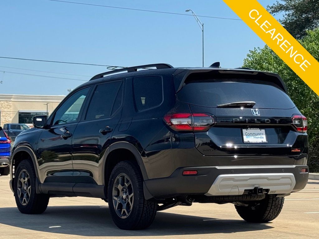 2025 Honda Pilot TrailSport Black at AutoSavvy Houston Northwest