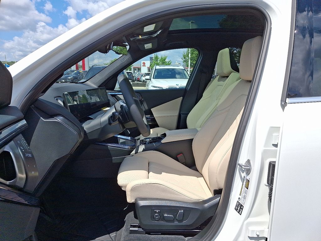 Thumbnail: 2026 BMW X3 - 6