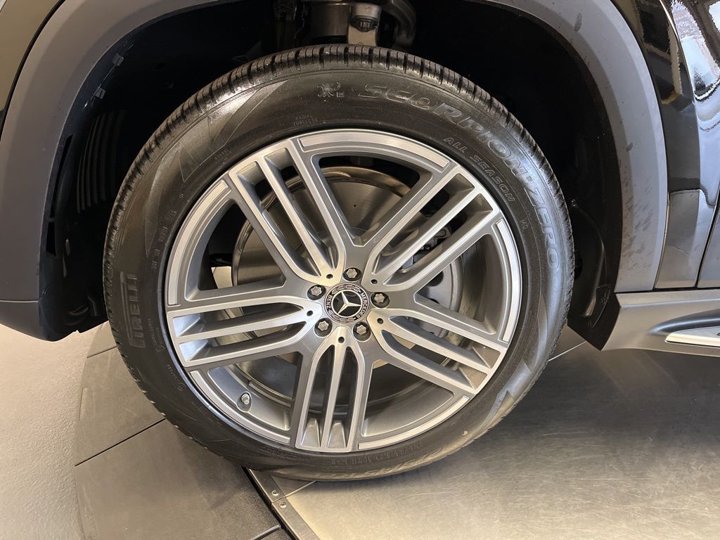 Thumbnail: 2026 Mercedes-Benz GLS - 10