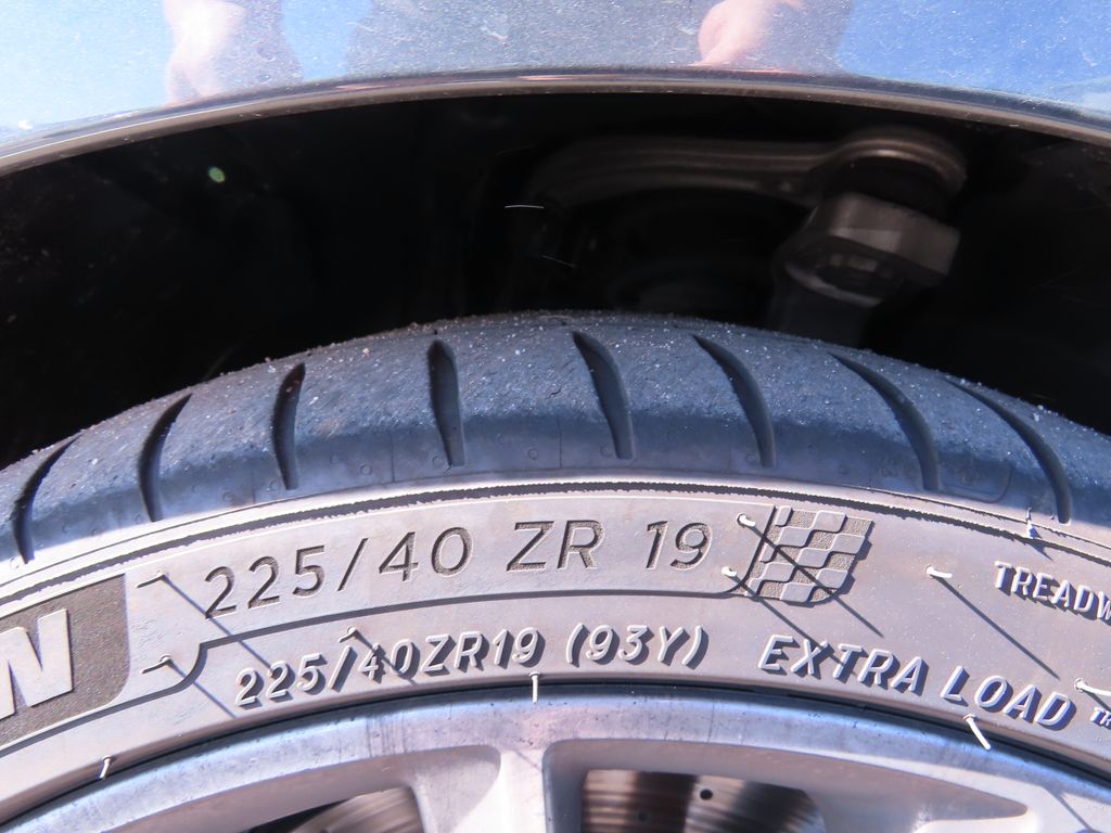 Thumbnail: 2020 Mercedes-Benz C-Class - 14