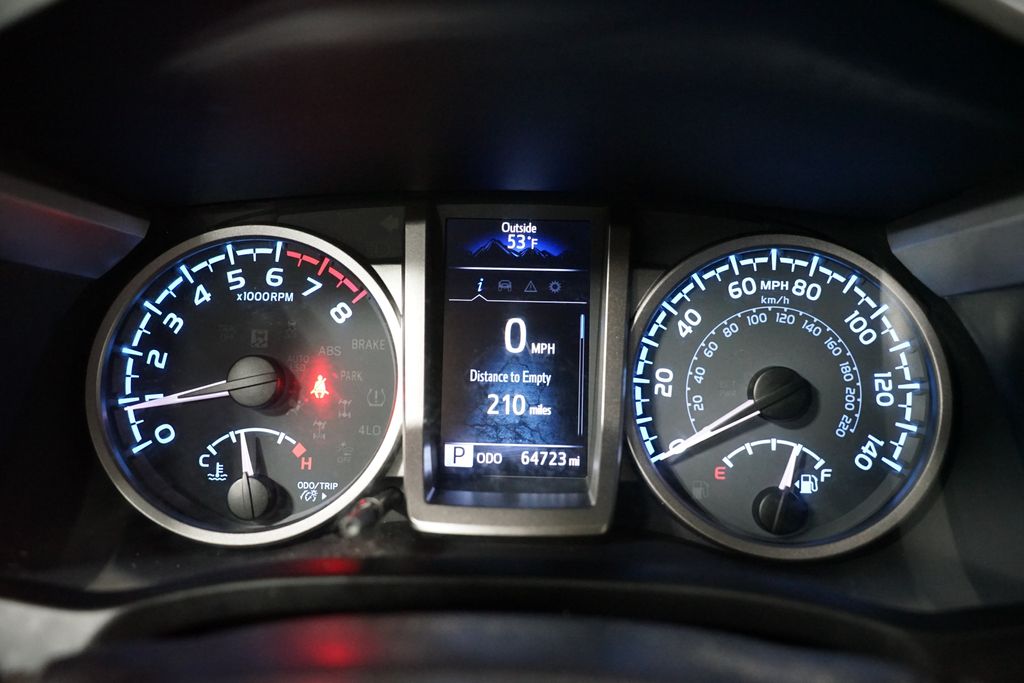 Thumbnail: 2021 Toyota Tacoma - 16