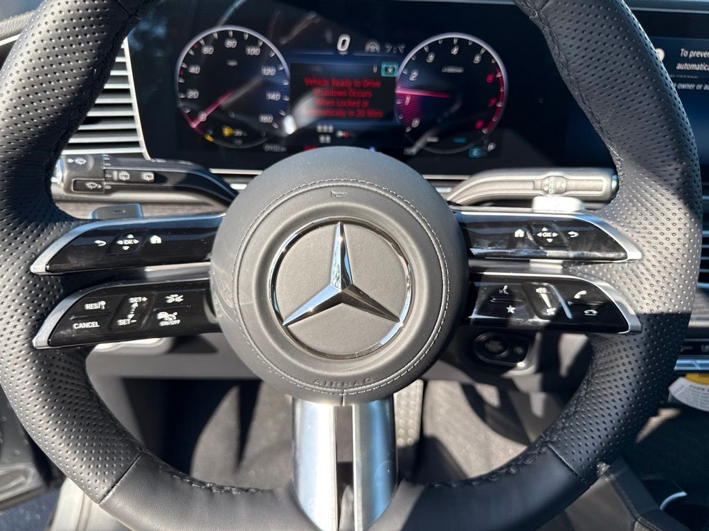 Thumbnail: 2026 Mercedes-Benz GLS - 31