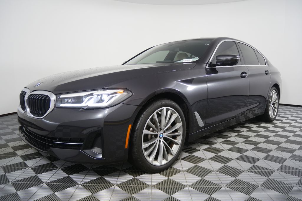 Thumbnail: 2023 BMW 5 Series - 7