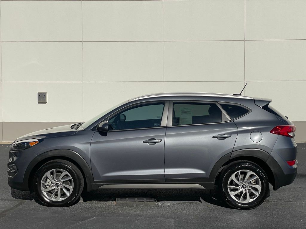 Thumbnail: 2016 Hyundai Tucson - 2