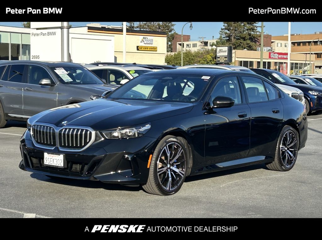 Thumbnail: 2025 BMW 5 Series - 1