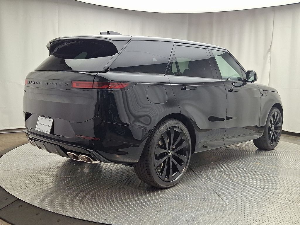 Thumbnail: 2025 Land Rover Range Rover Sport - 3