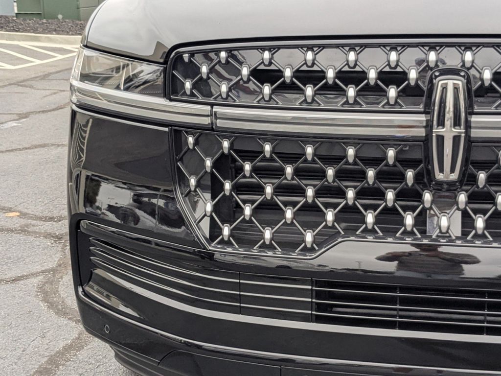 2025 Lincoln Navigator Black Label L