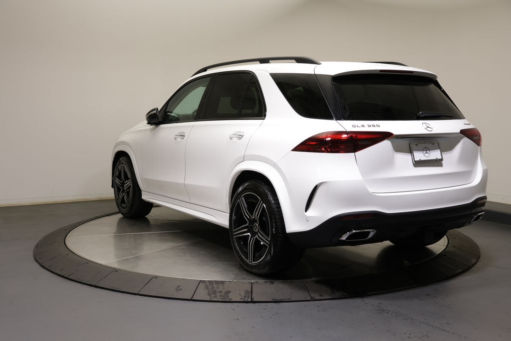 Thumbnail: 2026 Mercedes-Benz GLE - 5