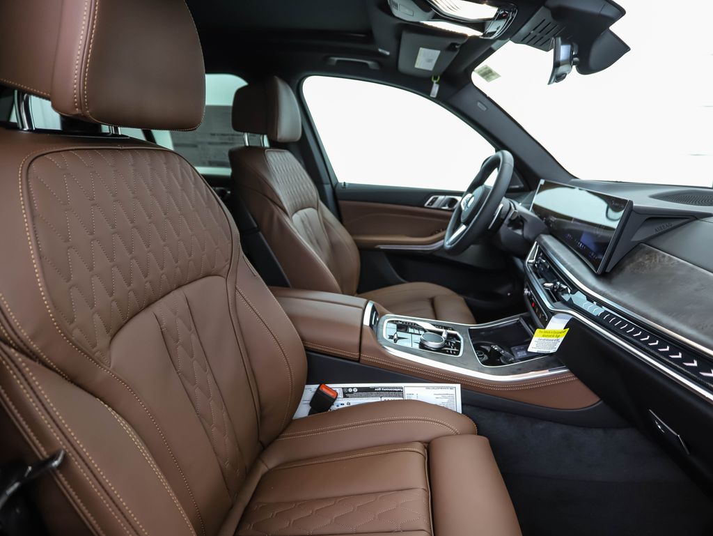 Thumbnail: 2026 BMW X5 - 31